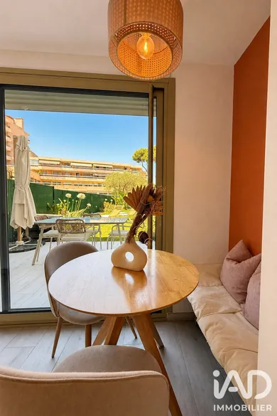 Appartement à Cagnes-sur-Mer (06800)