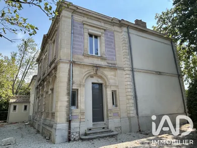 Immeuble à Avignon (84140)