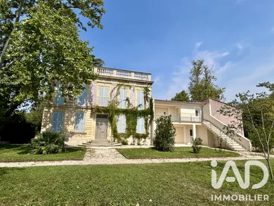 Immeuble à Avignon (84140)