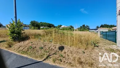 Building plot in Saint-Astier (24110)