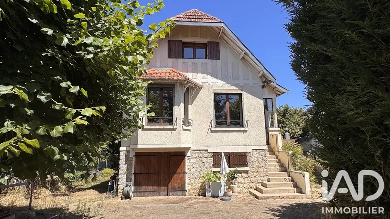 Maison 5 pièces 94 m² · à Angoulême · 94 m² · 160 000 €
