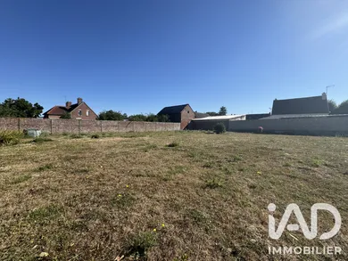 Building plot in Morchain (80190)