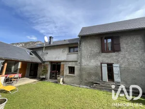 Maison de village à Campan (65710)