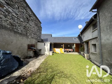 Maison de village à Campan (65710)