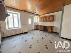 Village house in Eclassan (07370)