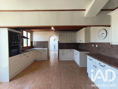 Maison de campagne à Vasles (79340)