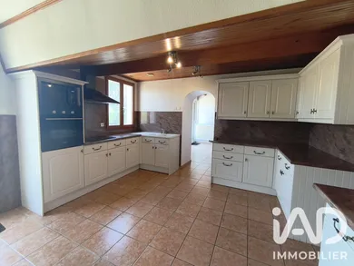 Maison de campagne à Vasles (79340)