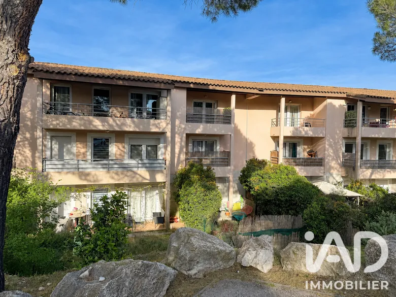 Appartement 3 pièces 68 m² · à Nîmes · 68 m² · 930 €