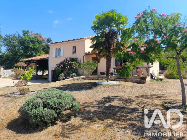 Maison 4 pièces 99 m² · à Montamisé · 99 m² · 277 000 €