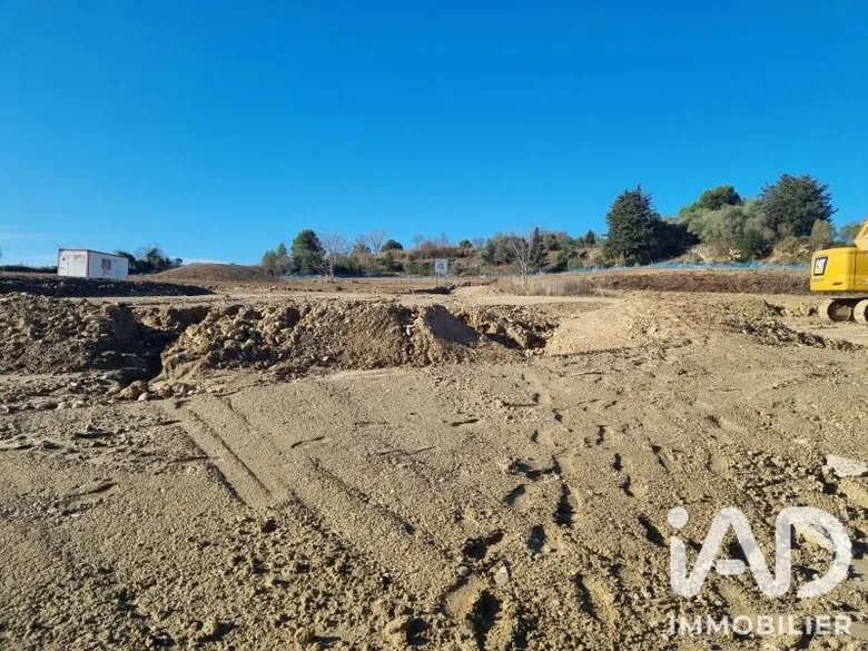 Terrain à bâtir à Montagnac (34530) · 74 000 €