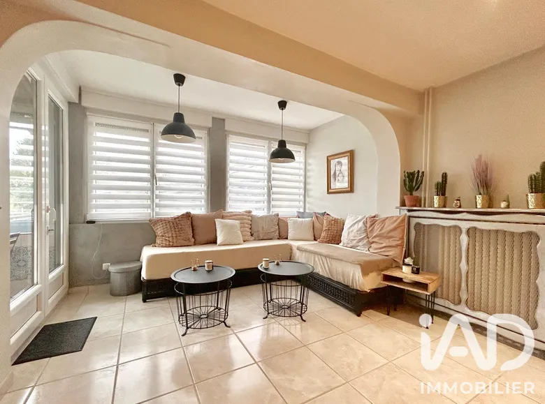 Maison 6 pièces 200 m² · à Ham-sous-Varsberg · 200 m² · 190 000 €
