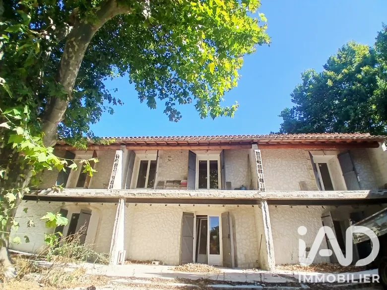 Maison 5 pièces 180 m² · à Tarascon · 180 m² · 290 000 €