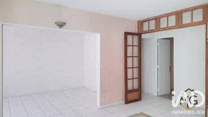Apartment in Buc (78530)