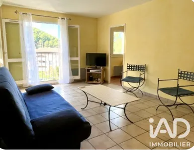 Appartement à Hyères (83400)