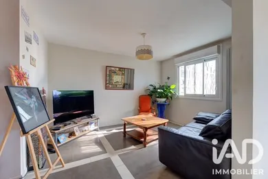 Apartment in Tours (37200)