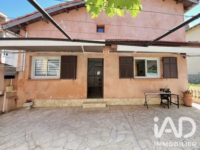 House in La Trinité (06340)