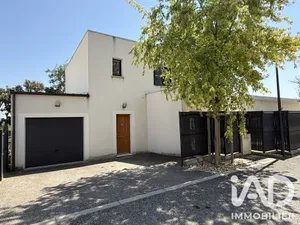 Traditional house in Piolenc (84420)