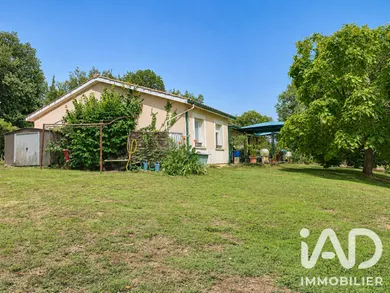 Traditional house in Coux et Bigaroque-Mouzens (24220)