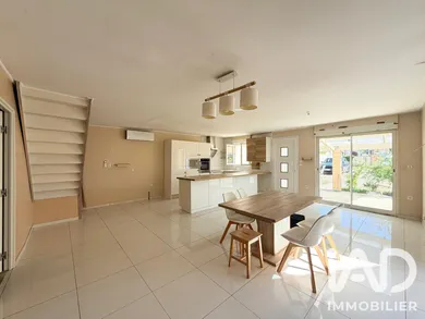 House in Michery (89140)