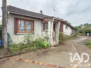House in Louvres (95380)