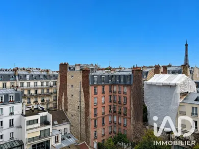 Apartment in Paris (75016)