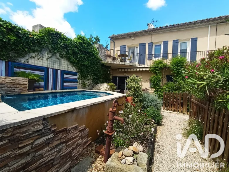 Maison 10 pièces 283 m² · à Sérignan-du-Comtat · 282,8 m² · 357 000 €