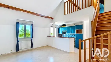 Apartment in Chessy (77700)