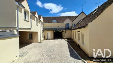 Building in Mézières-en-Drouais (28500)