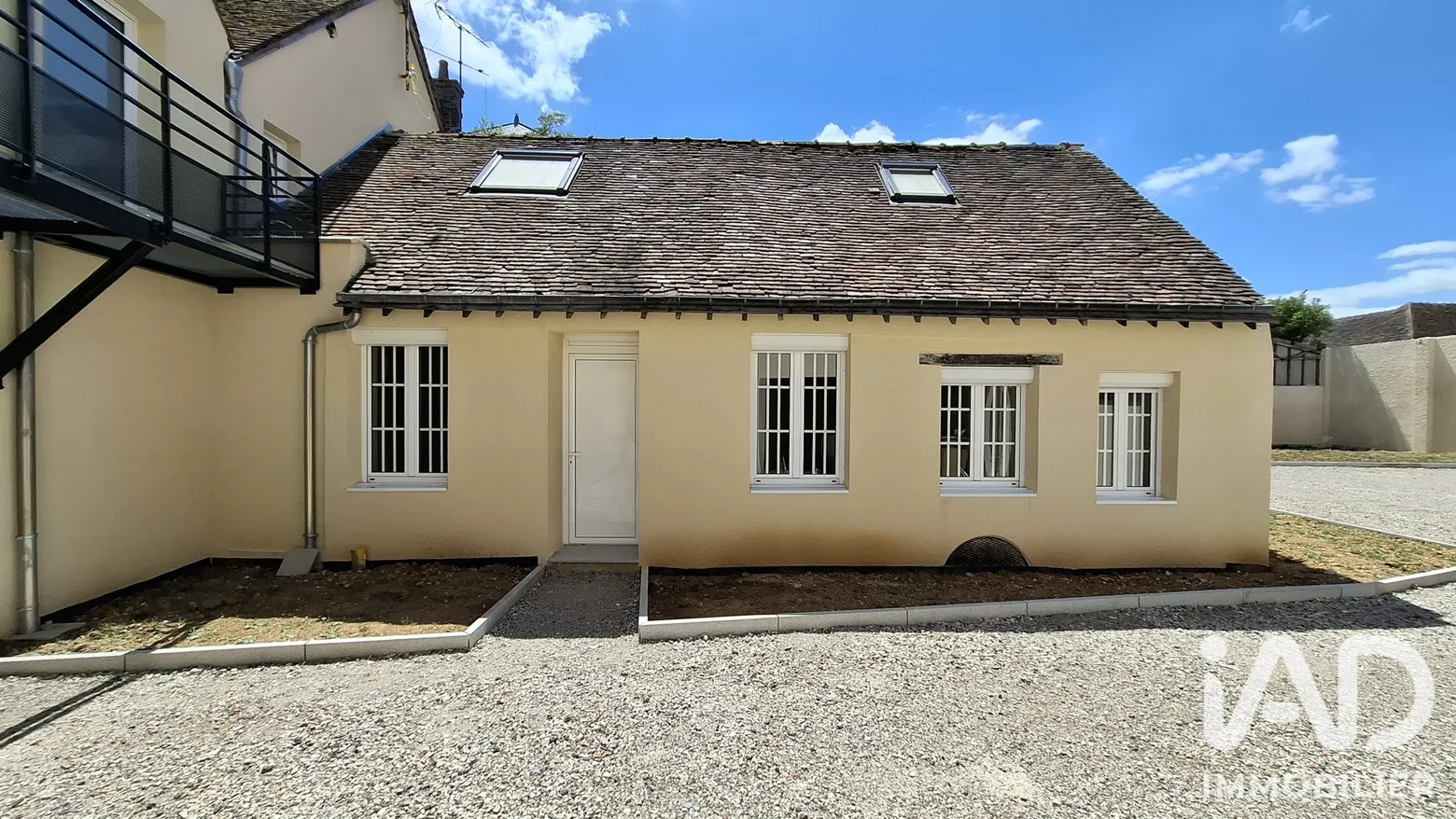 Vente immeuble 266 m² à Mézières-en-Drouais (28500) - 2090495 — 3