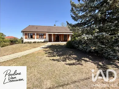 Detached house in Saint-Parres-lès-Vaudes (10260)