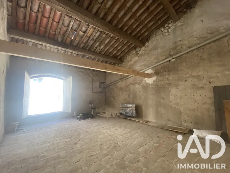 Parking 74 m² · à Coursan · 74 m² · 58 000 €