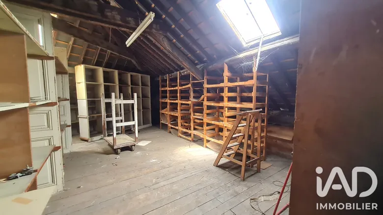 Appartement 1 pièce 170 m² · à Reims · 169,7 m² · 345 000 €