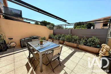 Apartment in Gémenos (13420)