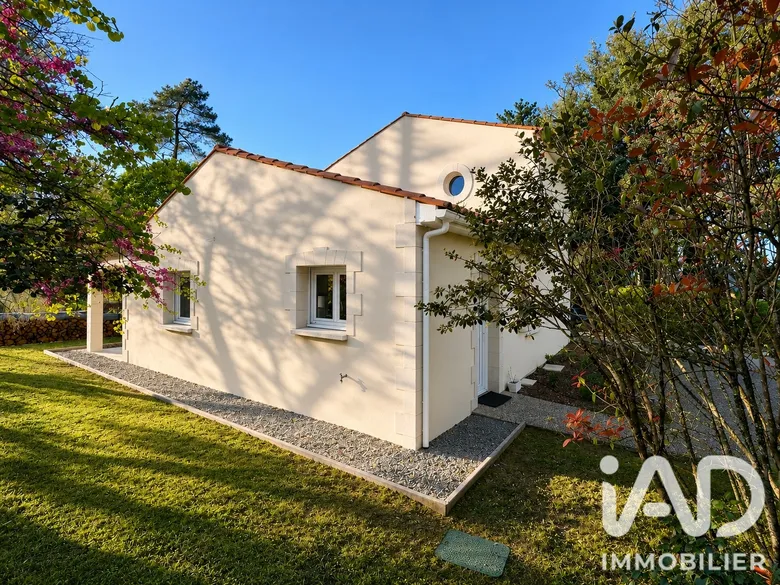 Maison 6 pièces 100 m² · à Meschers-sur-Gironde · 100 m² · 345 000 €