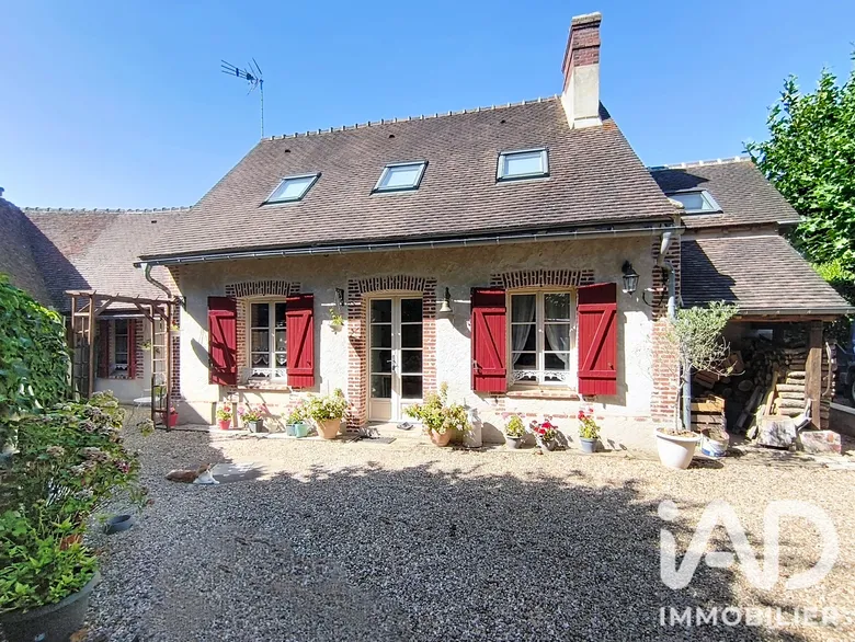 Maison 5 pièces 100 m² · à Maillebois · 100 m² · 218 000 €