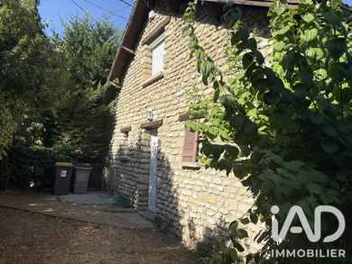 House in Saint-Martin-la-Garenne (78520)