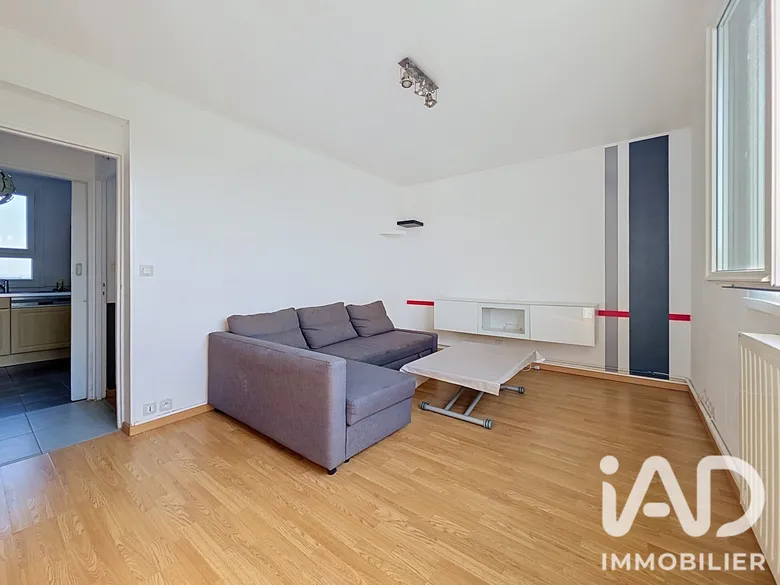 Appartement 3 pièces 55 m² · à Sainte-Geneviève-des-Bois · 55,2 m² · 136 000 €