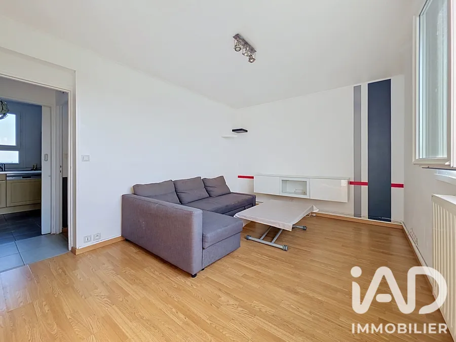 Appartement à Sainte-Geneviève-des-Bois (91700) photo 3