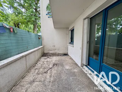 Apartment in Arcueil (94110)