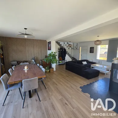 House in Beauchamps (80770)