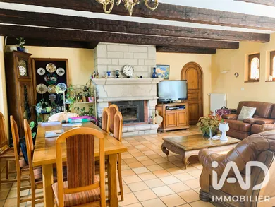 House in Caudan (56850)