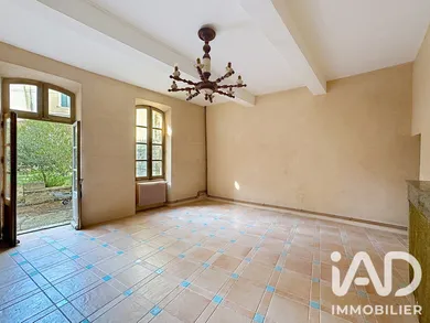 Maison de village à Malaucène (84340)