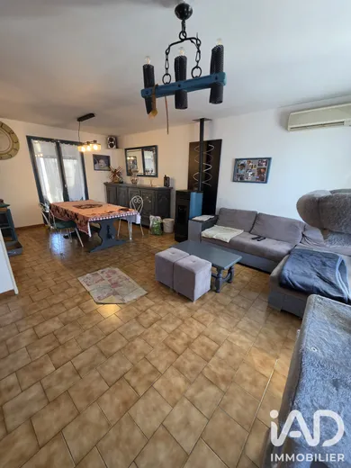Detached house in Mont-Saint-Père (02400)