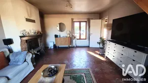 House in Bourth (27580)