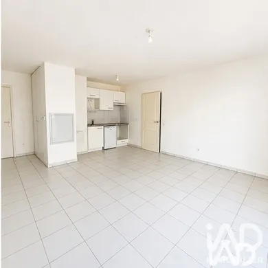 Apartment in Salon-de-Provence (13300)