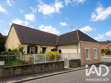 Townhouse in Poulaines (36210)