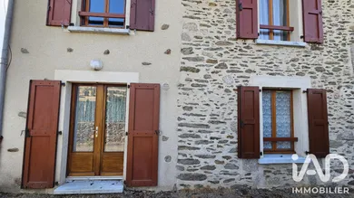 Village house in Leynhac (15600)
