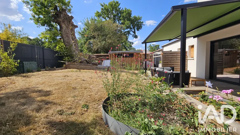 Maison 5 pièces 100 m² · à Saint-Philbert-de-Grand-Lieu · 100 m² · 337 000 €