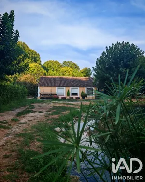 Domain in Carnoules (83660)