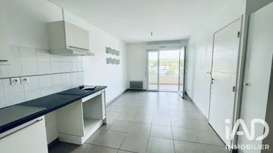 Apartment in La Londe-les-Maures (83250)